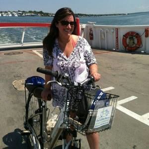 Meet your Posher, Amelia